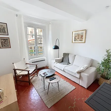 Διαμέρισμα Cosy & Modern 1 Bedroom At Forville In Old Town 207 *