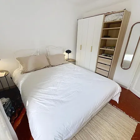 Cosy & Modern 1 Bedroom At Forville In Old Town 207